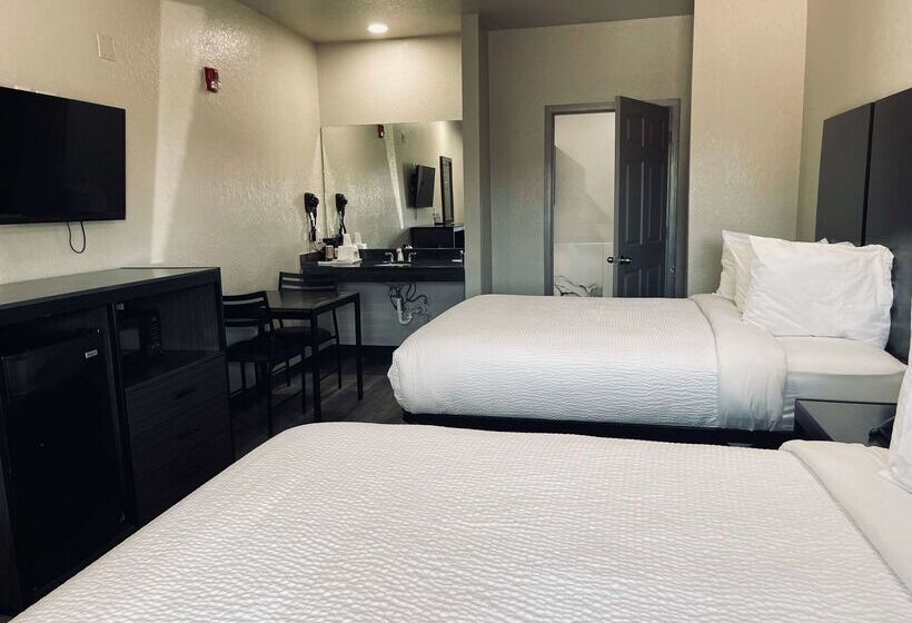 Отель Days Inn By Wyndham Dickinson Tx