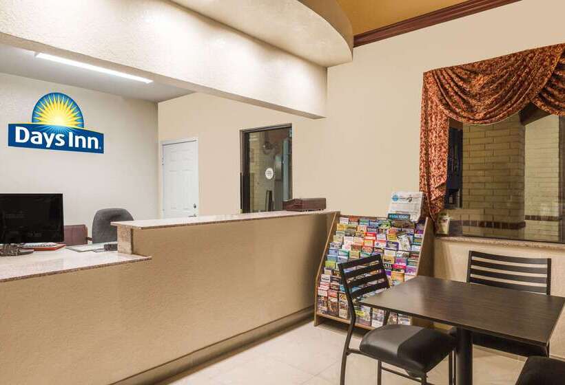 Отель Days Inn By Wyndham Dickinson Tx