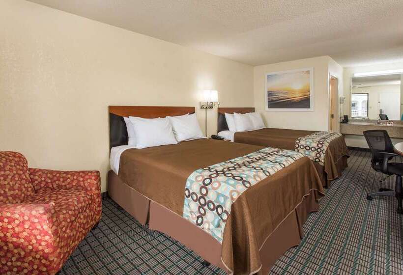 Отель Days Inn By Wyndham Dillon