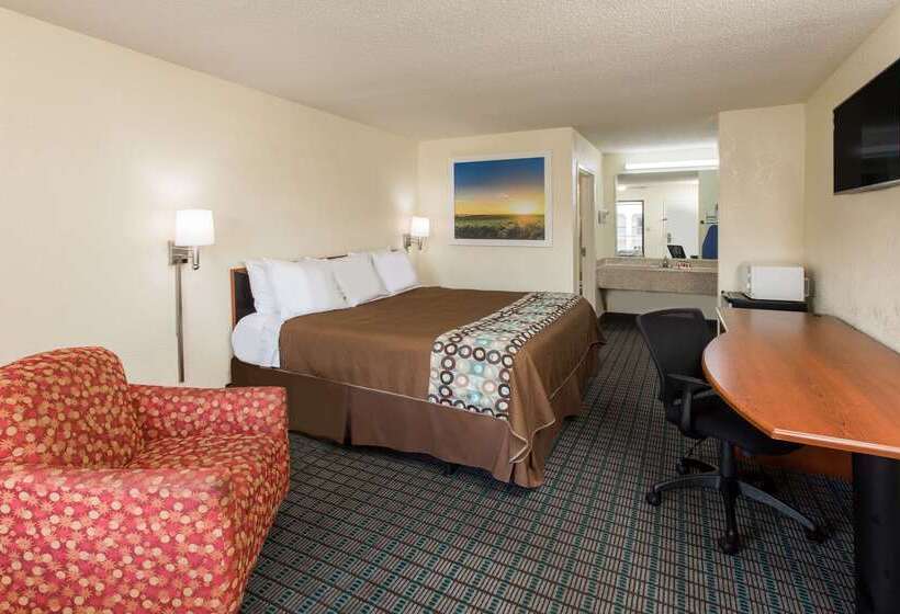 Отель Days Inn By Wyndham Dillon