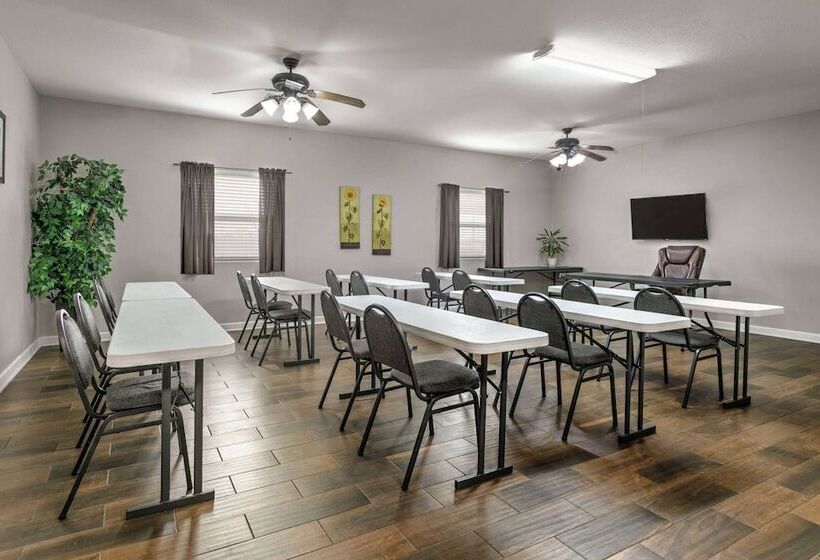 酒店 Days Inn & Suites By Wyndham Cabot