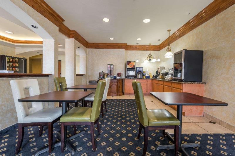 فندق Days Inn & Suites By Wyndham Cleburne Tx