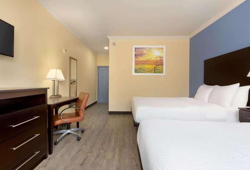 酒店 Days Inn & Suites By Wyndham Dfw Airport South Euless
