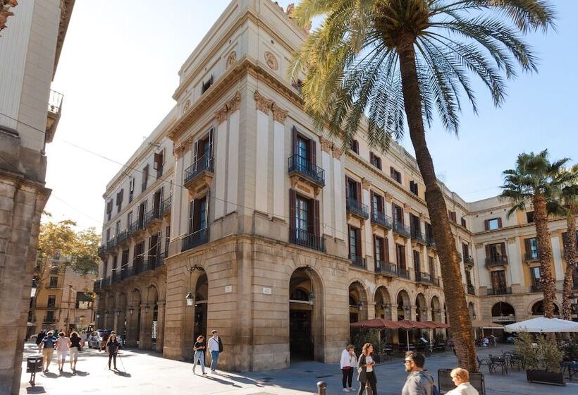 Отель Do Plaça Reial Powered By Sonder