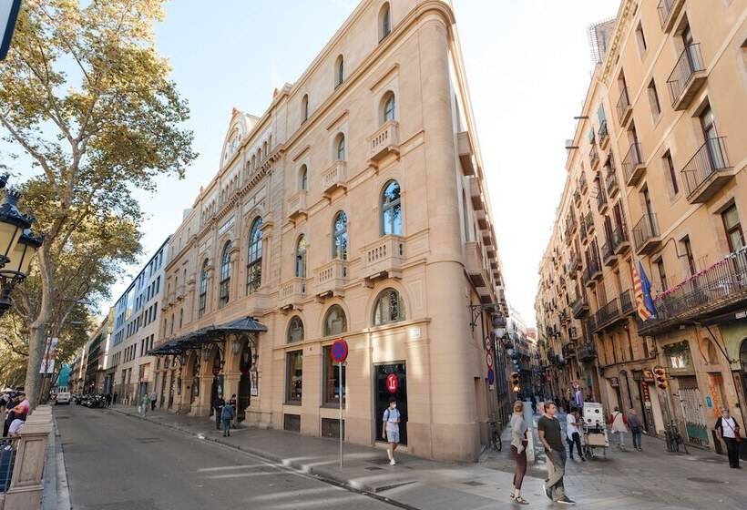 Отель Do Plaça Reial Powered By Sonder