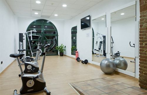 酒店 Golden Barcelona