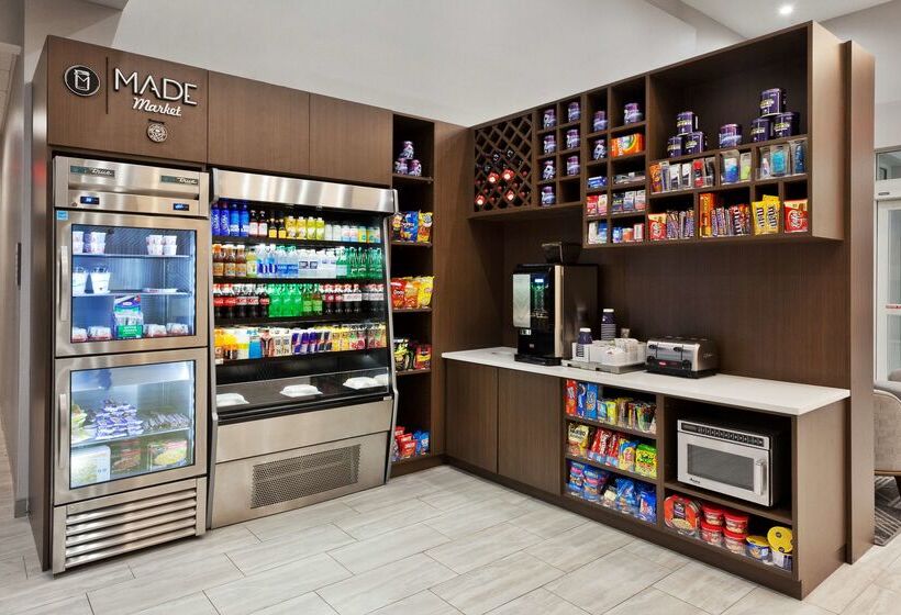 هتل Doubletree By Hilton Dothan, Al