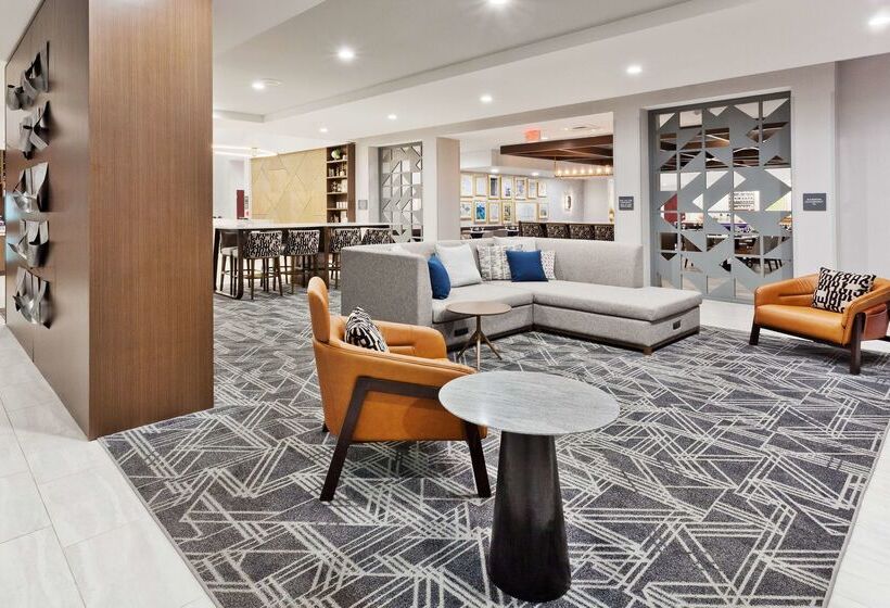 هتل Doubletree By Hilton Dothan, Al