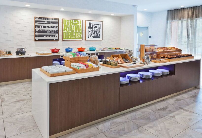 هتل Doubletree By Hilton Dothan, Al