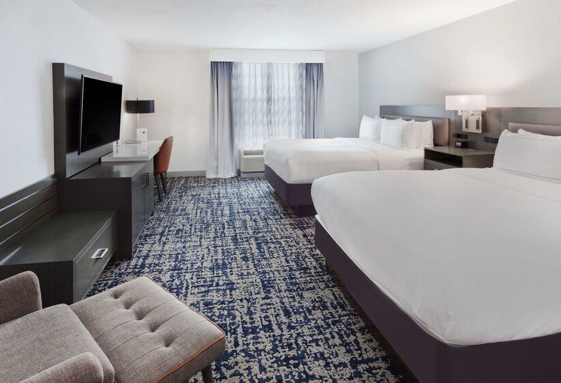 هتل Doubletree By Hilton Dothan, Al