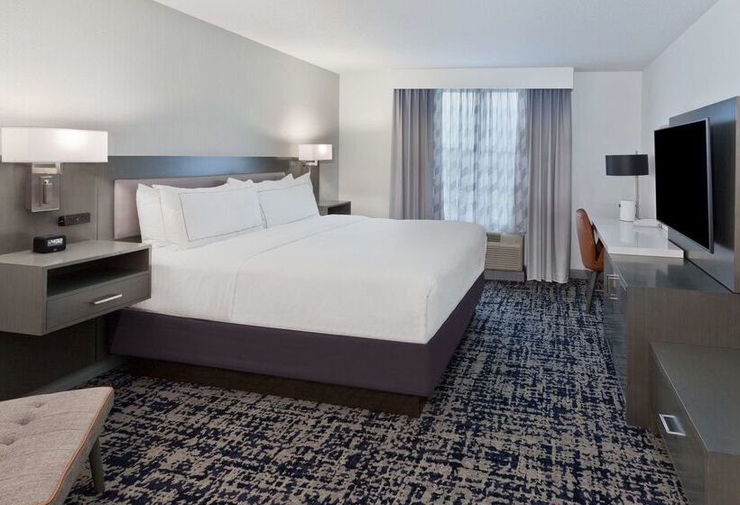 هتل Doubletree By Hilton Dothan, Al