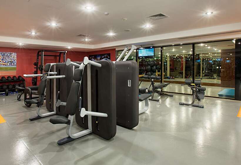 هتل Doubletree By Hilton Istanbul Avcilar