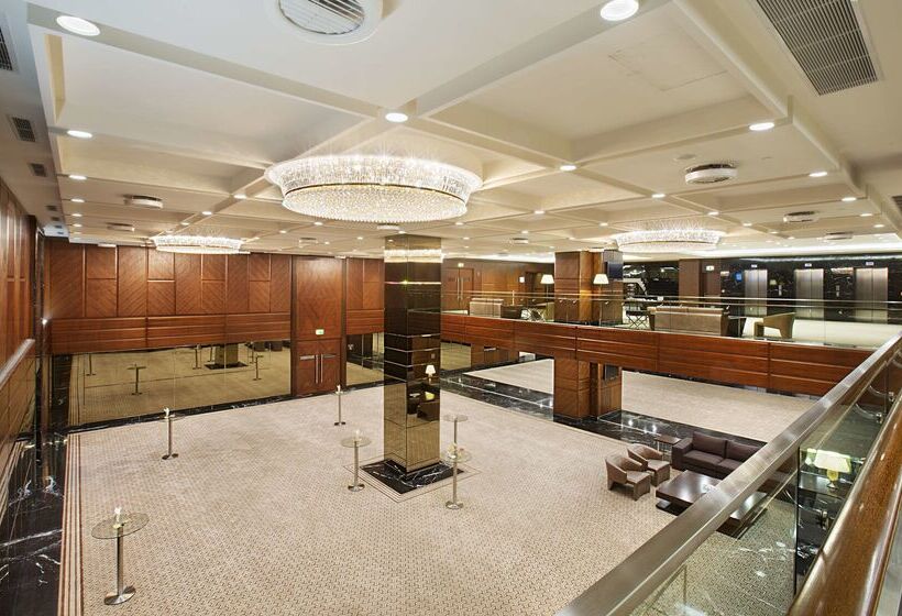 هتل Doubletree By Hilton Istanbul Avcilar