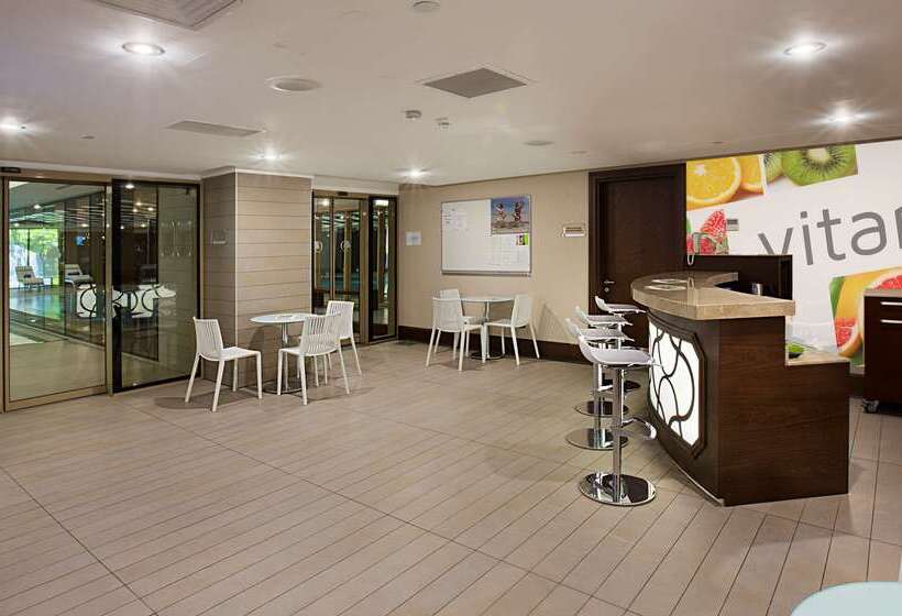 هتل Doubletree By Hilton Istanbul Avcilar