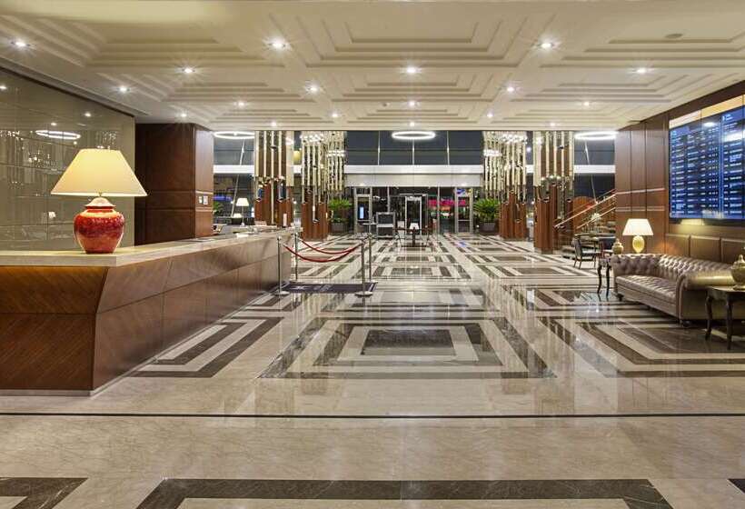 هتل Doubletree By Hilton Istanbul Avcilar