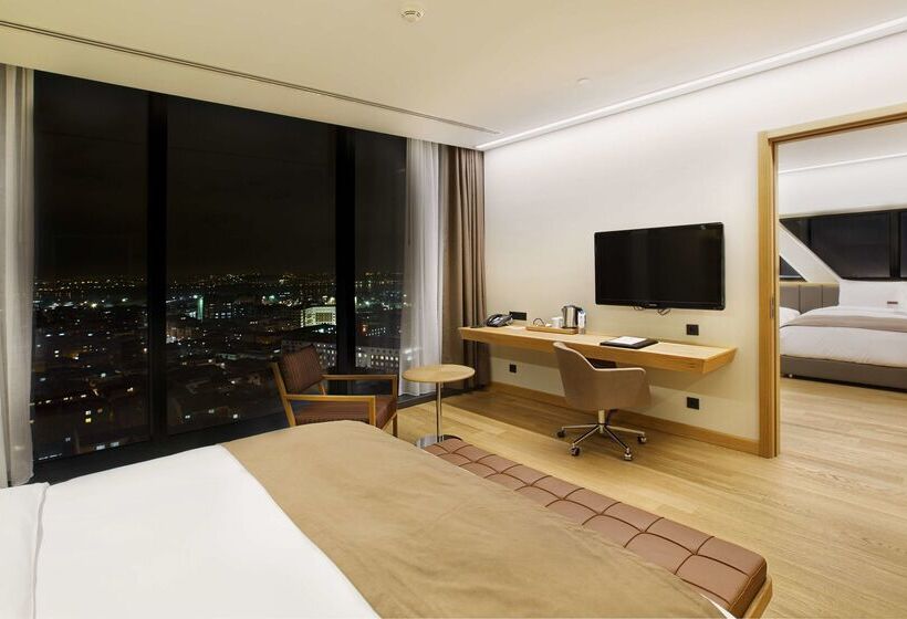 هتل Doubletree By Hilton Istanbul Avcilar