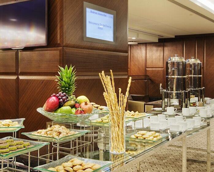 هتل Doubletree By Hilton Istanbul Avcilar