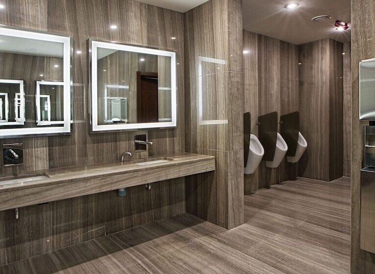 هتل Doubletree By Hilton Istanbul Avcilar