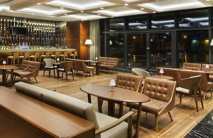 هتل Doubletree By Hilton Istanbul Avcilar
