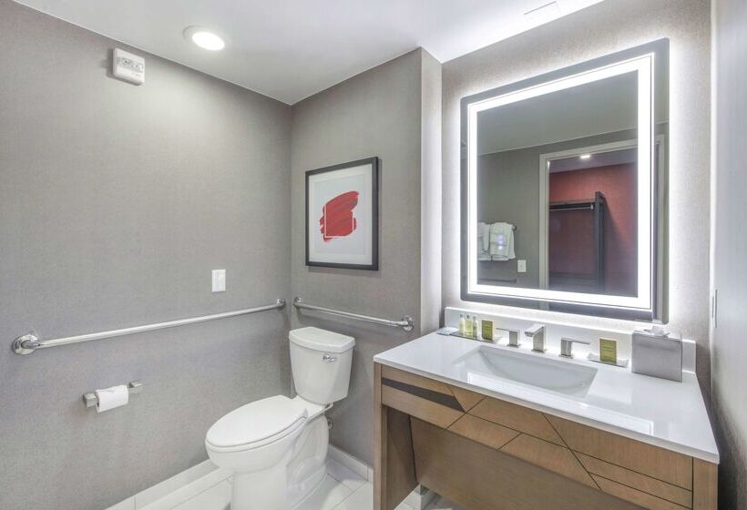 호텔 Doubletree By Hilton Raleigh Cary