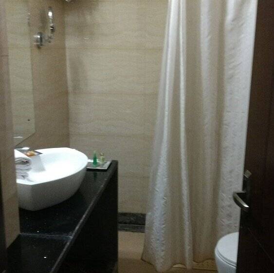 فندق Ds Clarks Inn Gurgaon