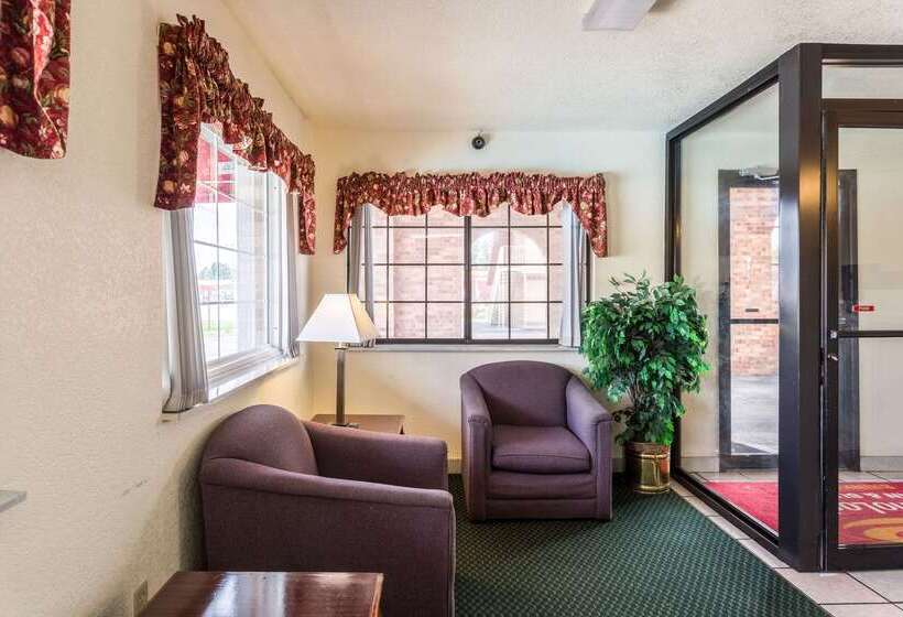فندق Econo Lodge & Suites Brinkley