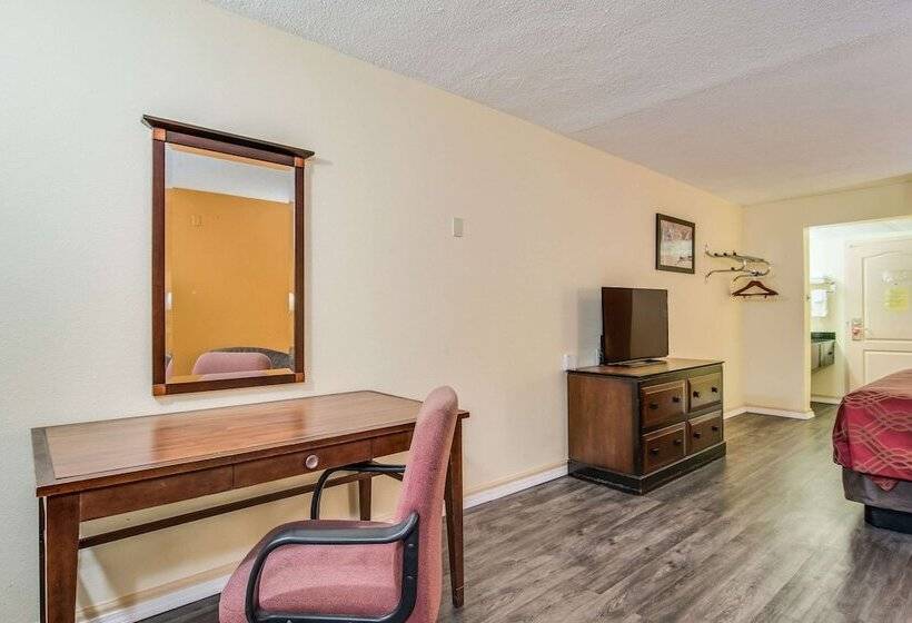 酒店 Econo Lodge At Six Flags