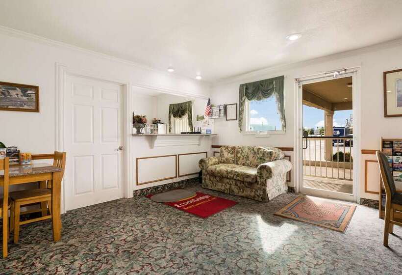 فندق Econo Lodge Bartlesville Hwy 75