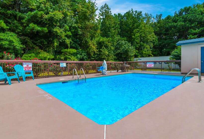 فندق Econo Lodge Battleboro  Rocky Mount I95