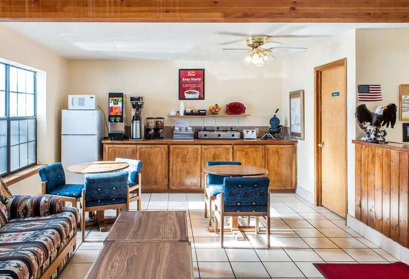 فندق Econo Lodge