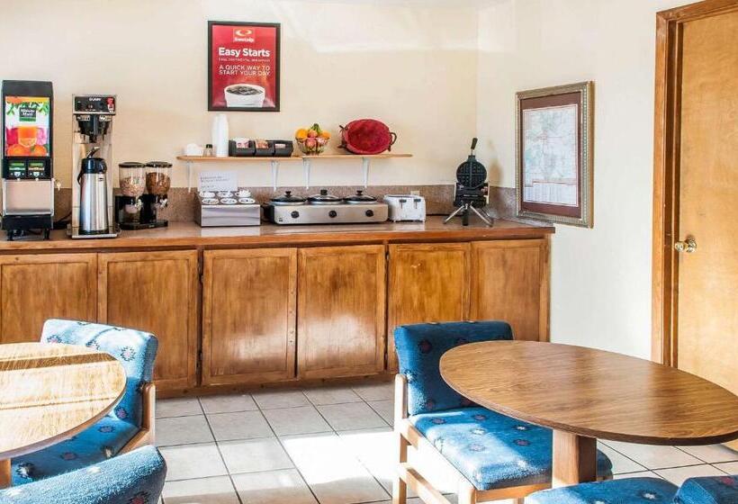 فندق Econo Lodge