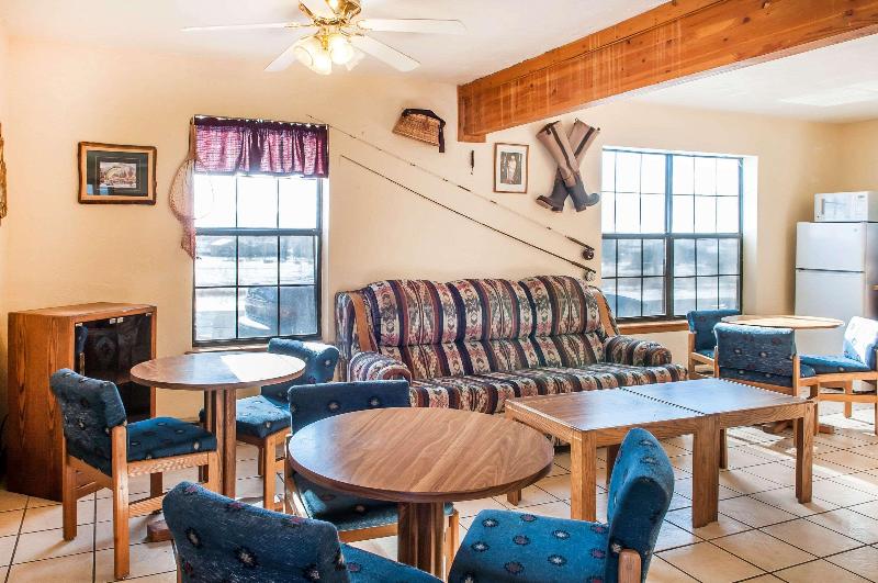 فندق Econo Lodge