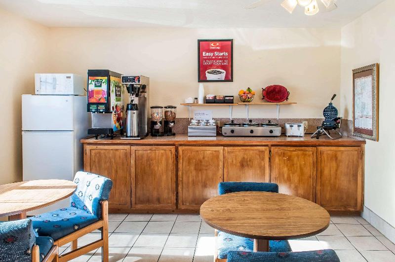 فندق Econo Lodge