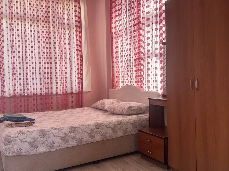 هتل Erkal Pension