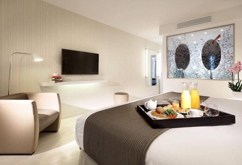 هتل Eurostars Book