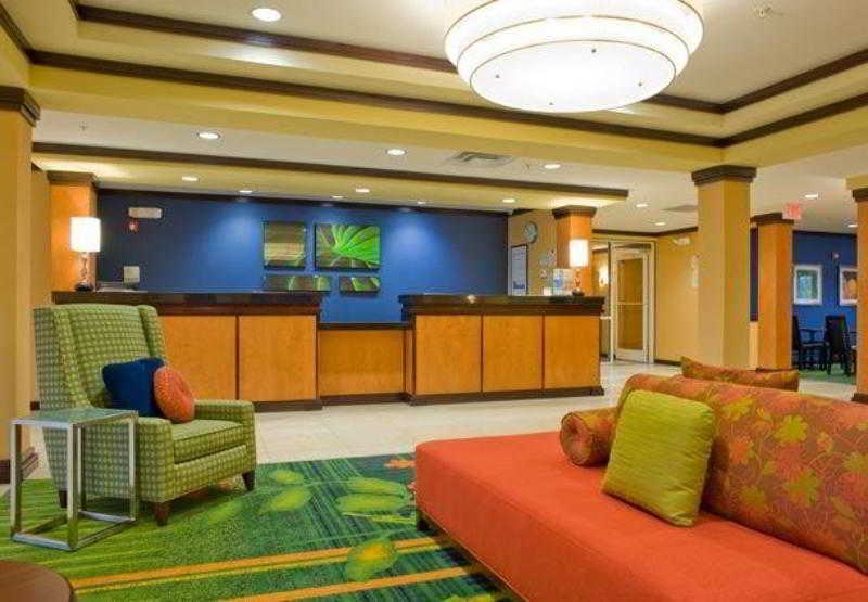 فندق Fairfield Inn & Suites By Marriott Commerce