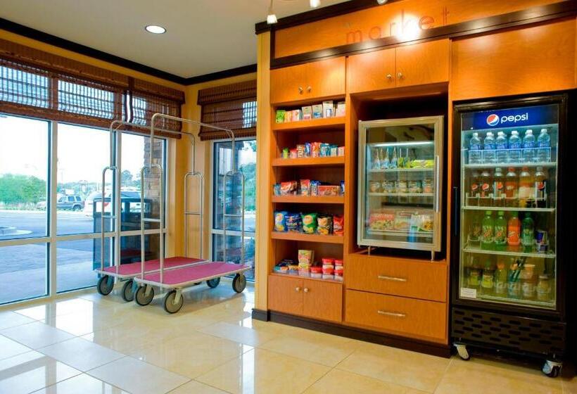 فندق Fairfield Inn & Suites By Marriott Commerce