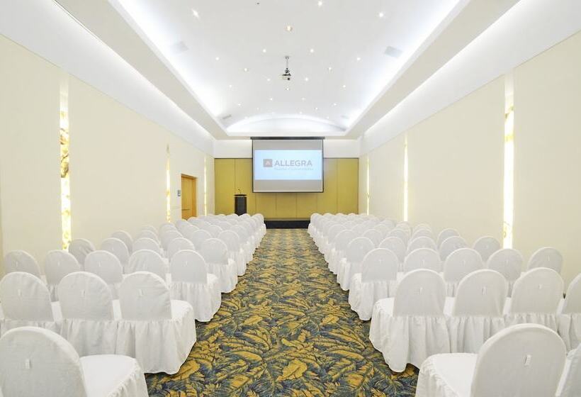 هتل Gamma Colima Garden