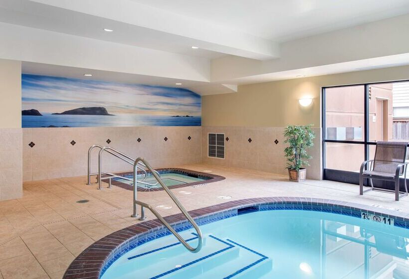 فندق Hampton Inn & Suites Arcata