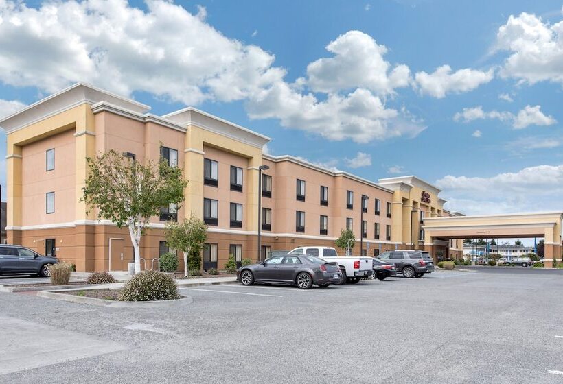 فندق Hampton Inn & Suites Arcata