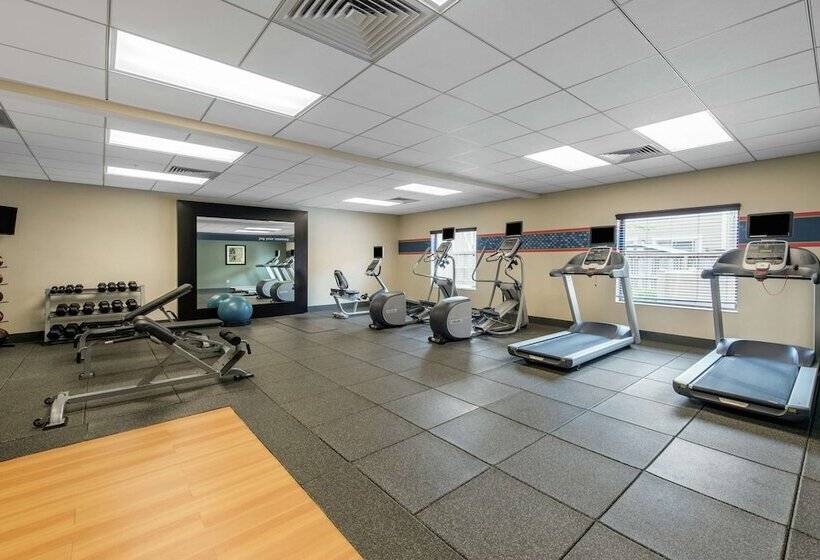 فندق Hampton Inn & Suites Arcata