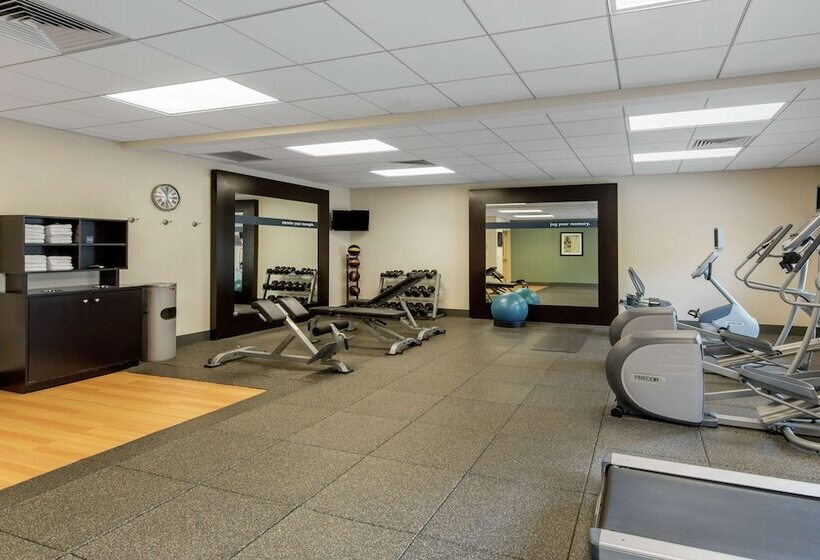 فندق Hampton Inn & Suites Arcata