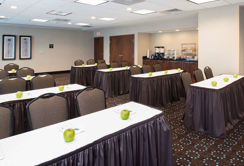 فندق Hampton Inn & Suites Crawfordsville