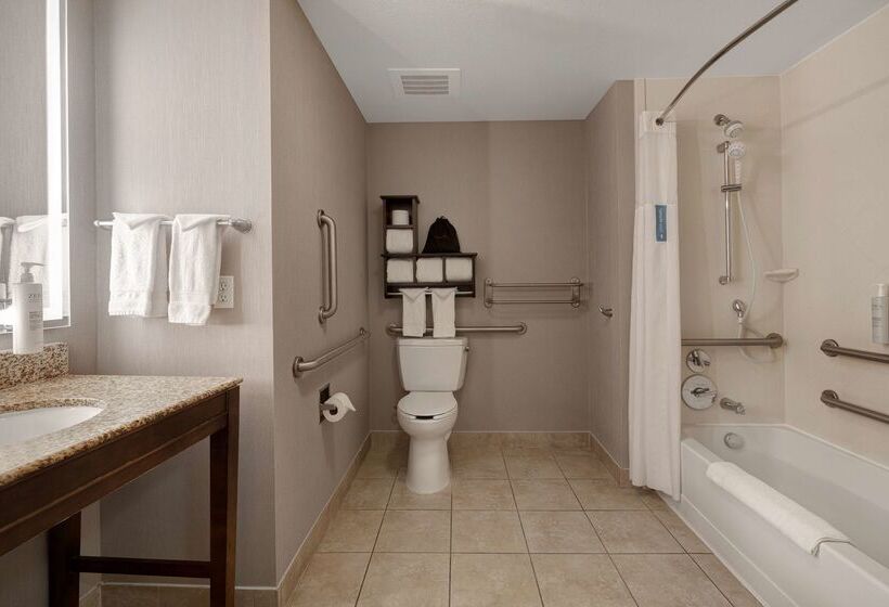 בית מלון כפרי Hampton Inn & Suites San Luis Obispo