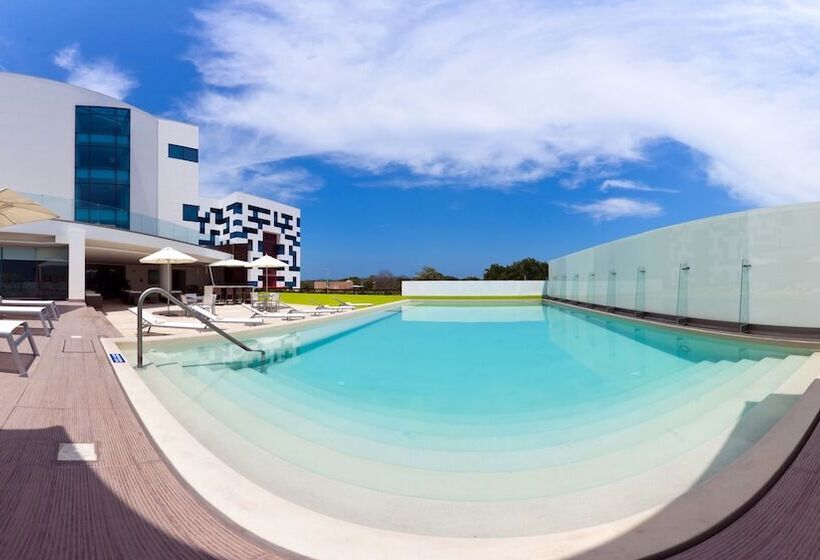 فندق Hampton Inn By Hilton Ciudad Del Carmen Campeche