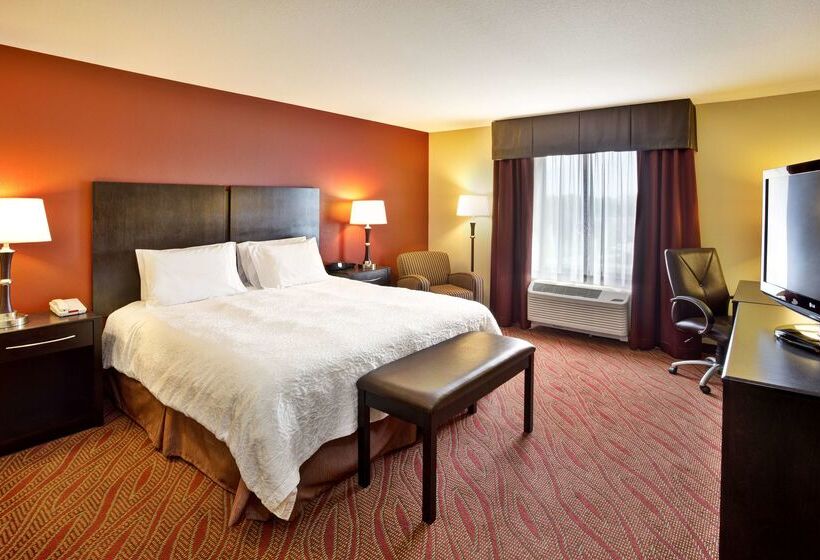 هتل Hampton Inn Ft. Wayne/dupont Road