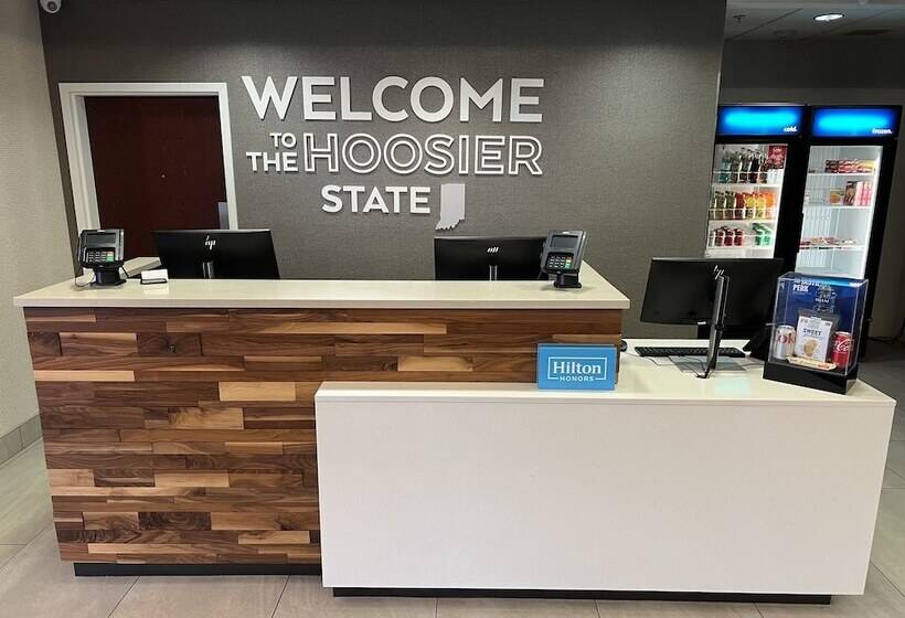 هتل Hampton Inn Ft. Wayne/dupont Road