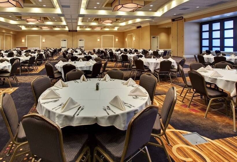 فندق Hampton Inn & Suites Aberdeen