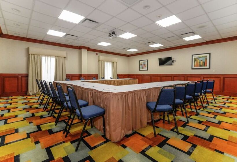 ホテル Hampton Inn & Suites Detroit/chesterfield Township