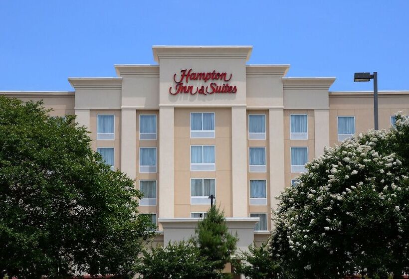 هتل Hampton Inn & Suites Durham/north I85